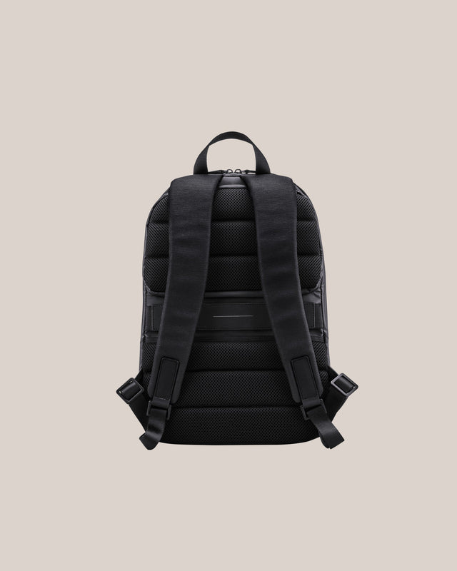 Gion Backpack Pro M