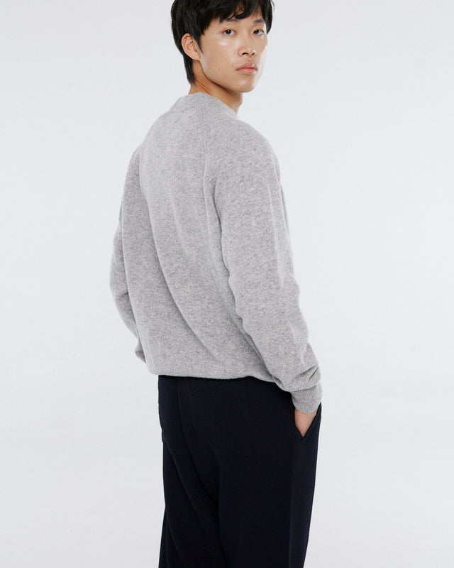 COLLAR SWEATER